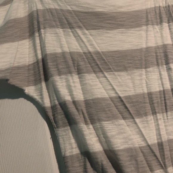 Express light sweater top - Picture 3 of 8